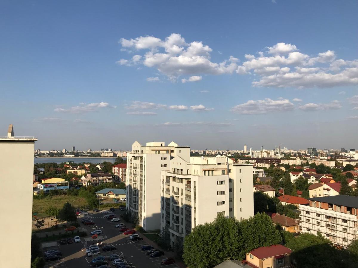 Lakeview 2 Room Penthouse Rooftop Terrace W15 Bukares Bagian luar foto